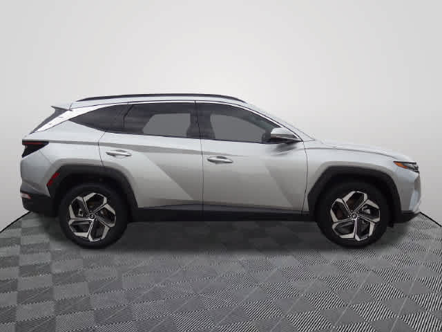 Used 2024 Hyundai Tucson Limited AWD/4WD image 4