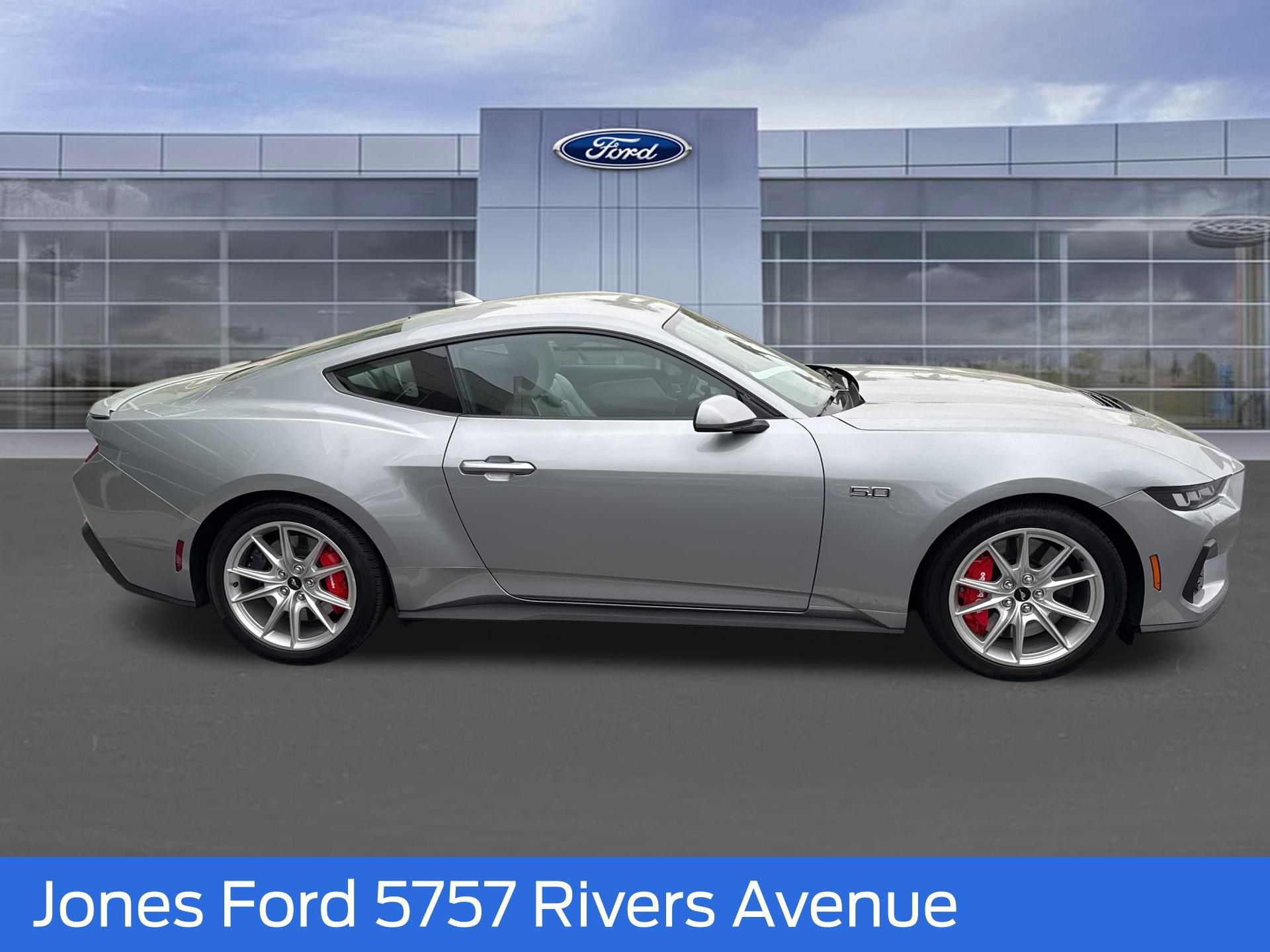 Certified 2024 Ford Mustang GT Premium image 3