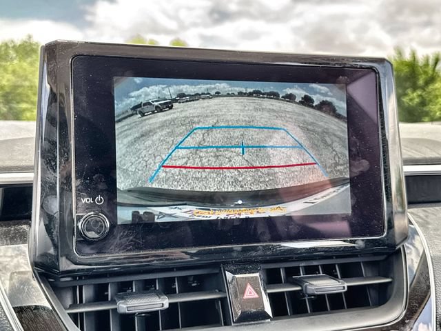 Used 2025 Toyota Corolla LE FWD image 17