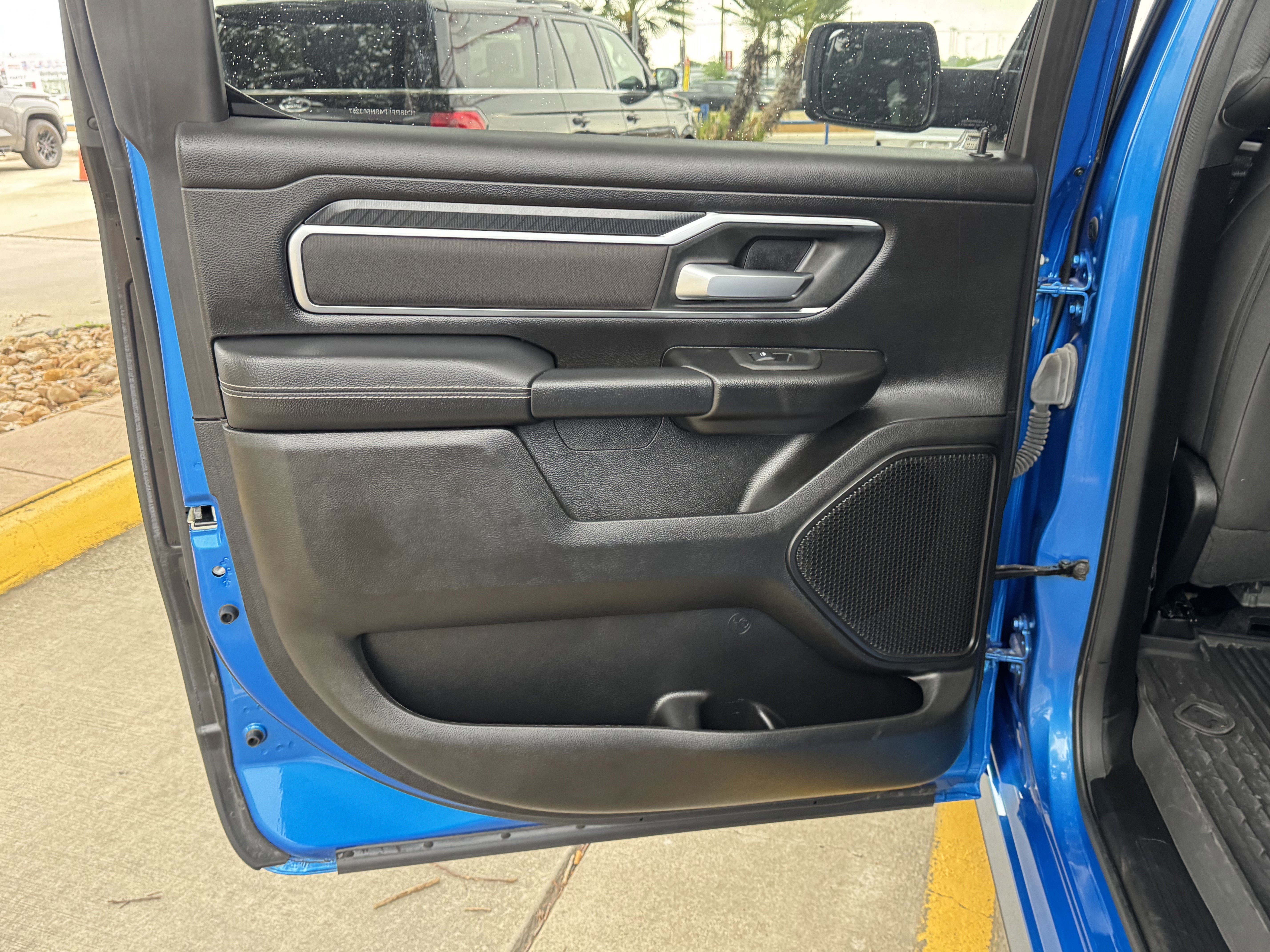 Used 2025 RAM 1500 Lone Star image 20