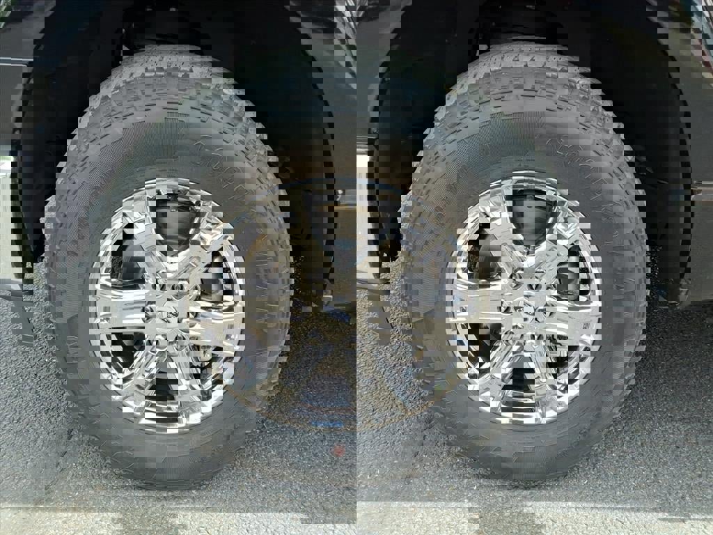 Certified 2022 Ford F150 Lariat w/ Equipment Group 502A High image 9