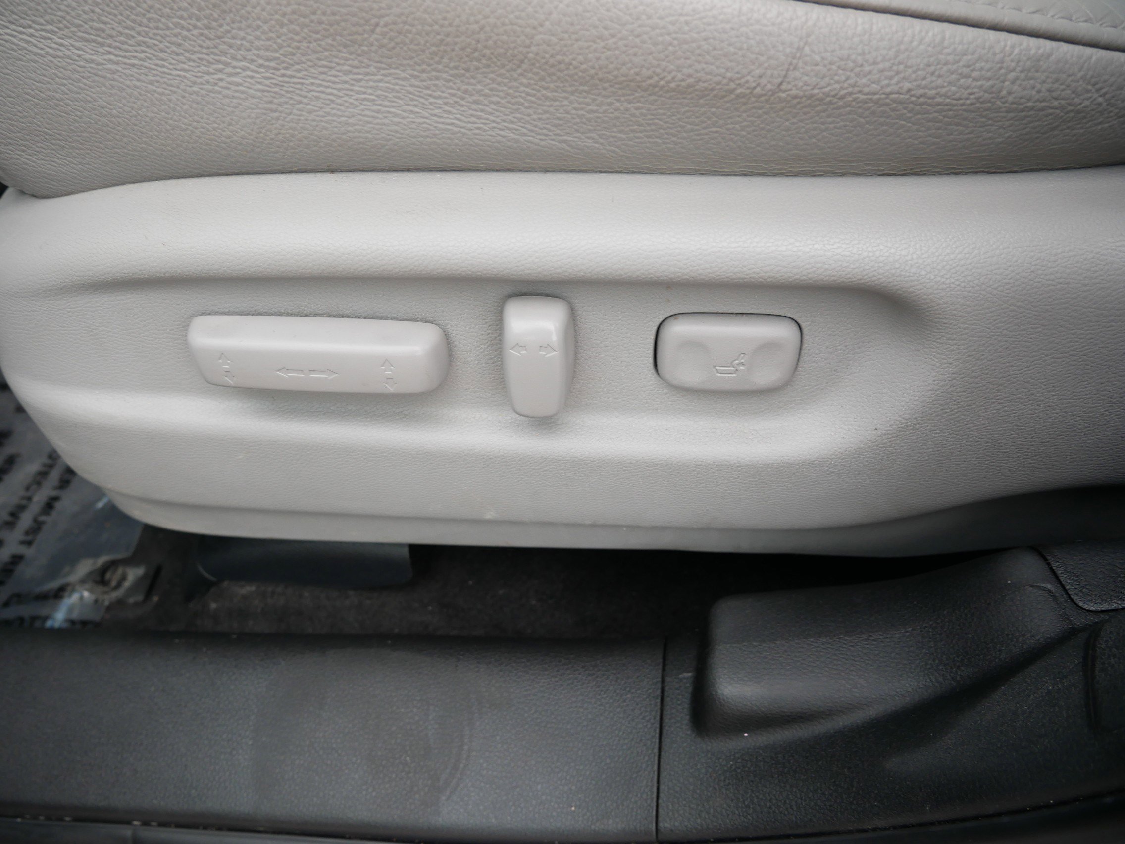 Used 2020 Honda Pilot Touring image 19