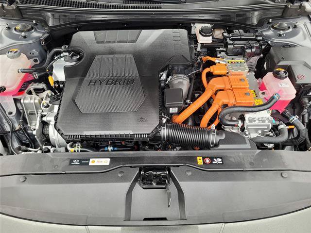 Used 2024 Hyundai Elantra Limited FWD image 36
