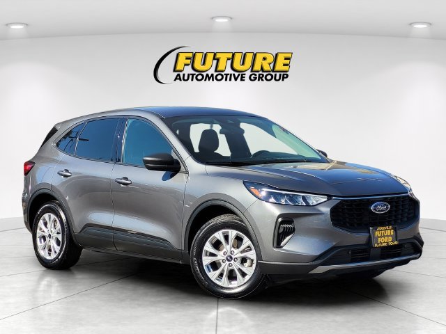 Certified 2025 Ford Escape Active FWD image 1