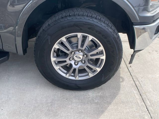 Certified 2019 Ford F150 Lariat w/ Trailer Tow Package image 9