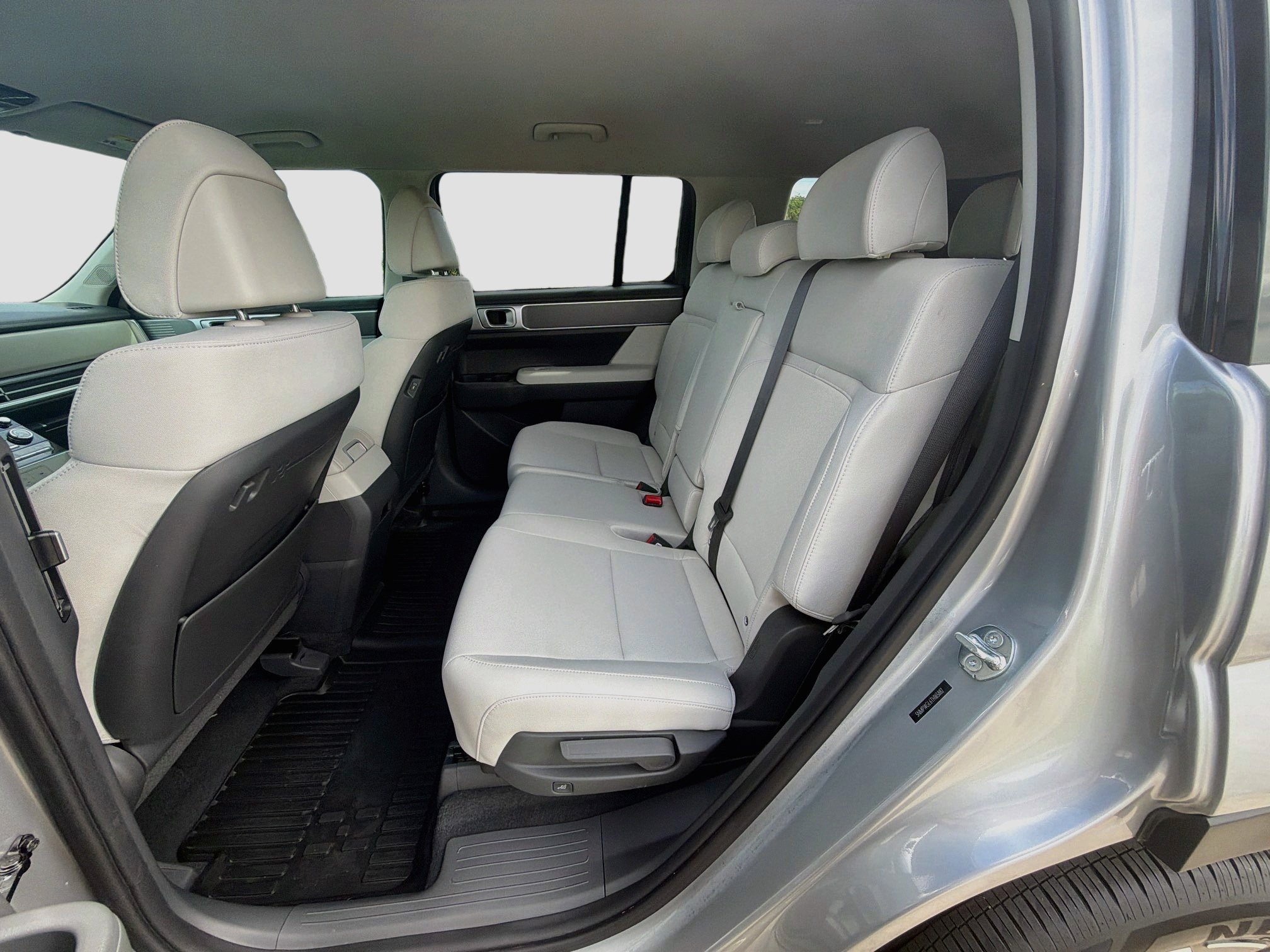Used 2026 Hyundai Santa Fe SE FWD image 25
