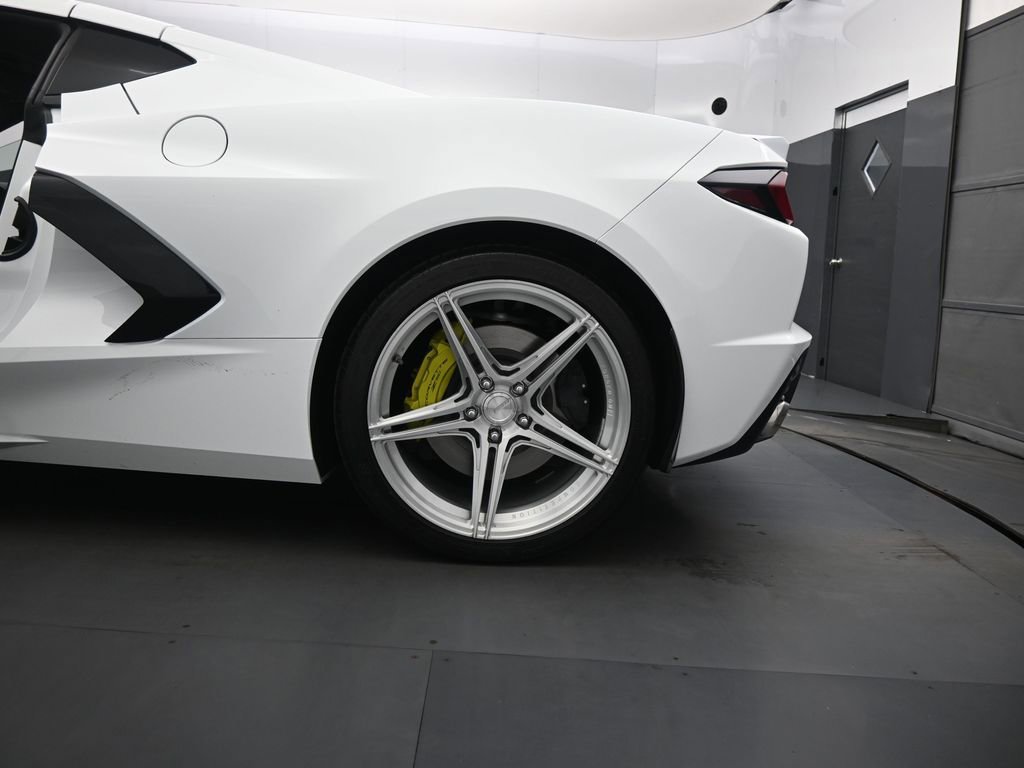 Used 2023 Chevrolet Corvette Stingray Preferred Cpe w/ Z51 Performance Package RWD image 15