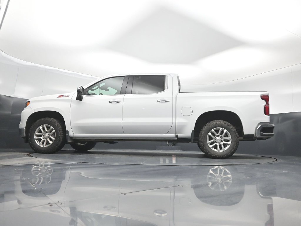 Used 2023 Chevrolet Silverado 1500 LTZ w/ LTZ Convenience Package II AWD/4WD image 7