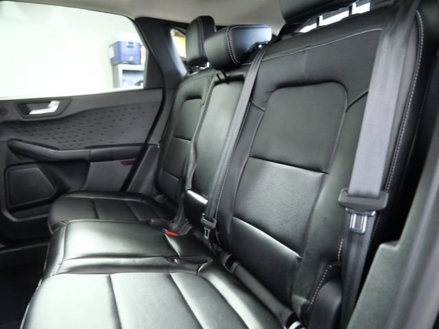 Certified 2020 Ford Escape Titanium w/ Titanium Premium Package 2.0 AWD/4WD image 15