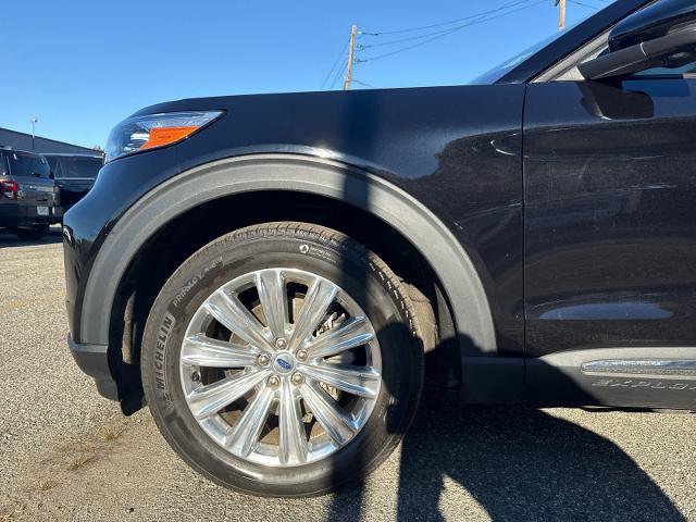 Certified 2022 Ford Explorer Limited w/ Limited Technology Package image 17