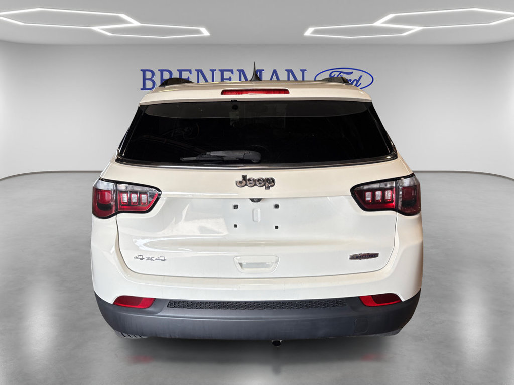 Used 2019 Jeep Compass Latitude AWD/4WD image 7
