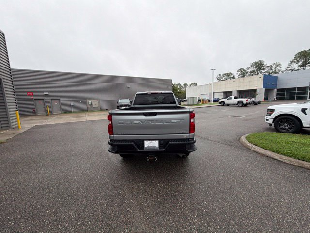 Used 2024 Chevrolet Silverado 2500 Custom w/ Custom Value Package AWD/4WD image 7