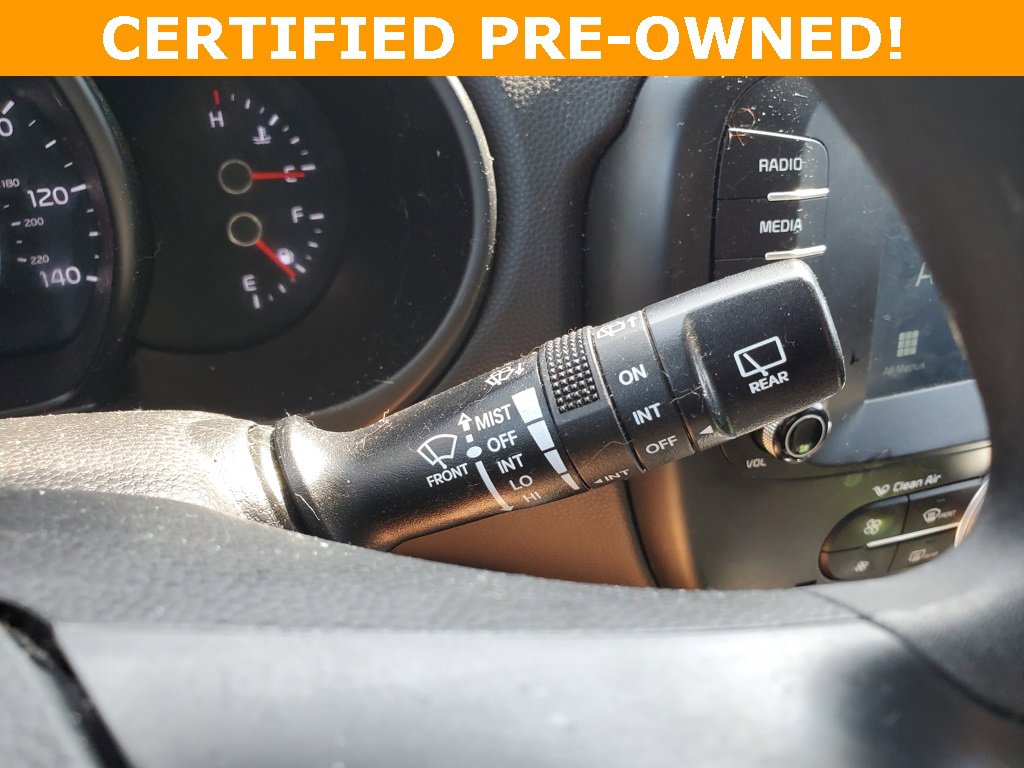 Used 2019 Kia Soul Base w/ Convenience Package image 17