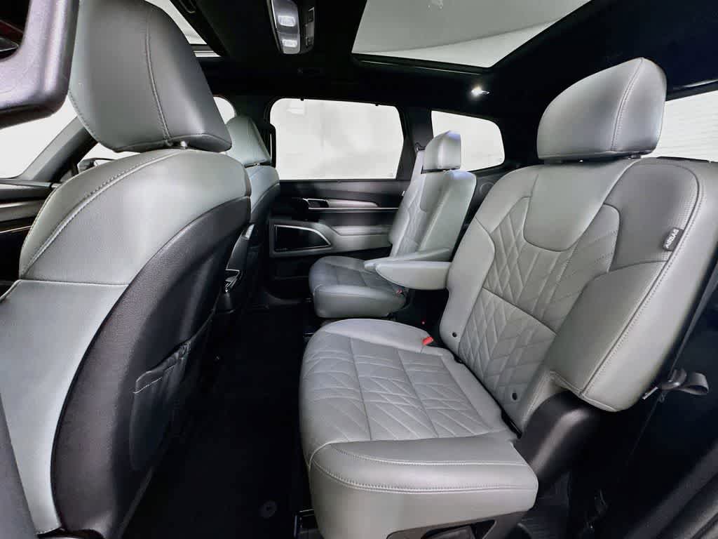 Used 2023 Kia Telluride SX X-Line AWD/4WD image 12