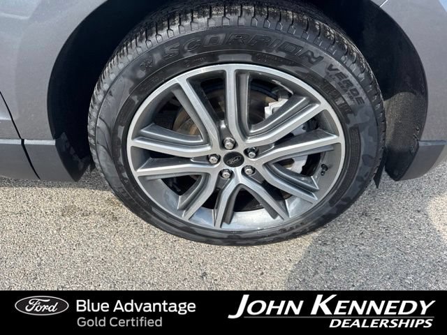 Certified 2024 Ford Edge Titanium w/ Equipment Group 301A AWD/4WD image 5