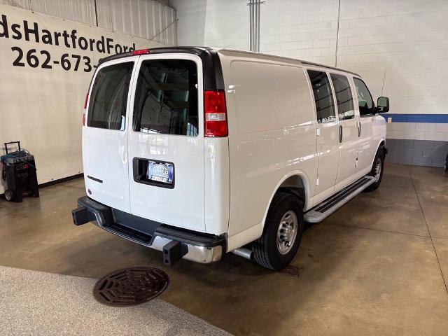 Used 2025 Chevrolet Express 2500 w/ Driver Convenience Package RWD image 6