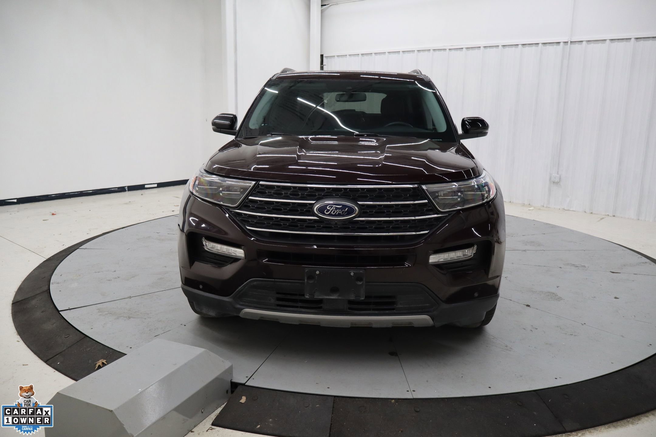 Certified 2022 Ford Explorer XLT w/ Equipment Group 202A image 11
