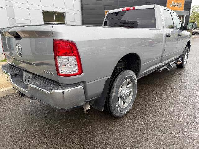 Used 2022 RAM 2500 Tradesman w/ Chrome Appearance Group AWD/4WD image 3