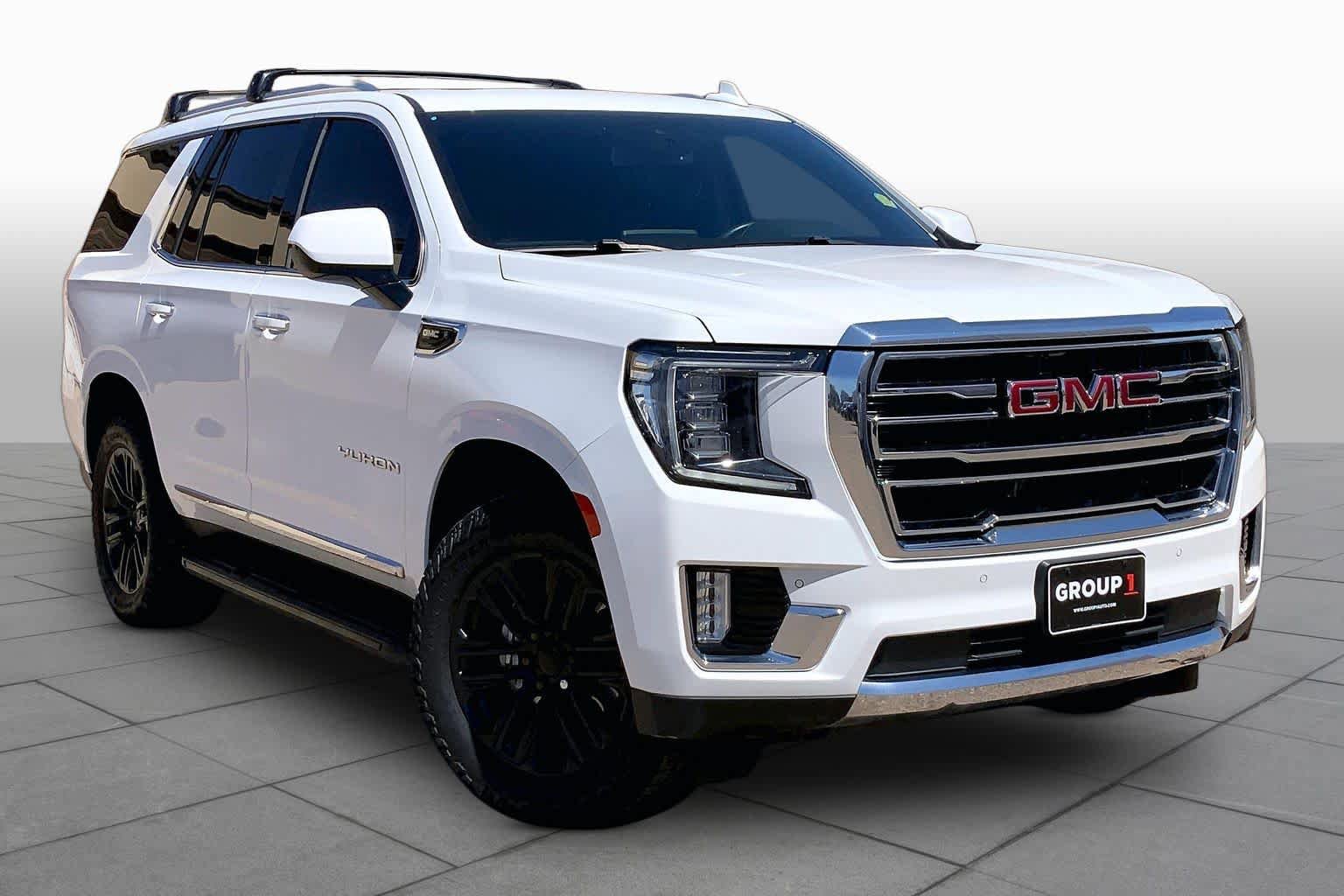 Used 2023 GMC Yukon SLT AWD/4WD image 3