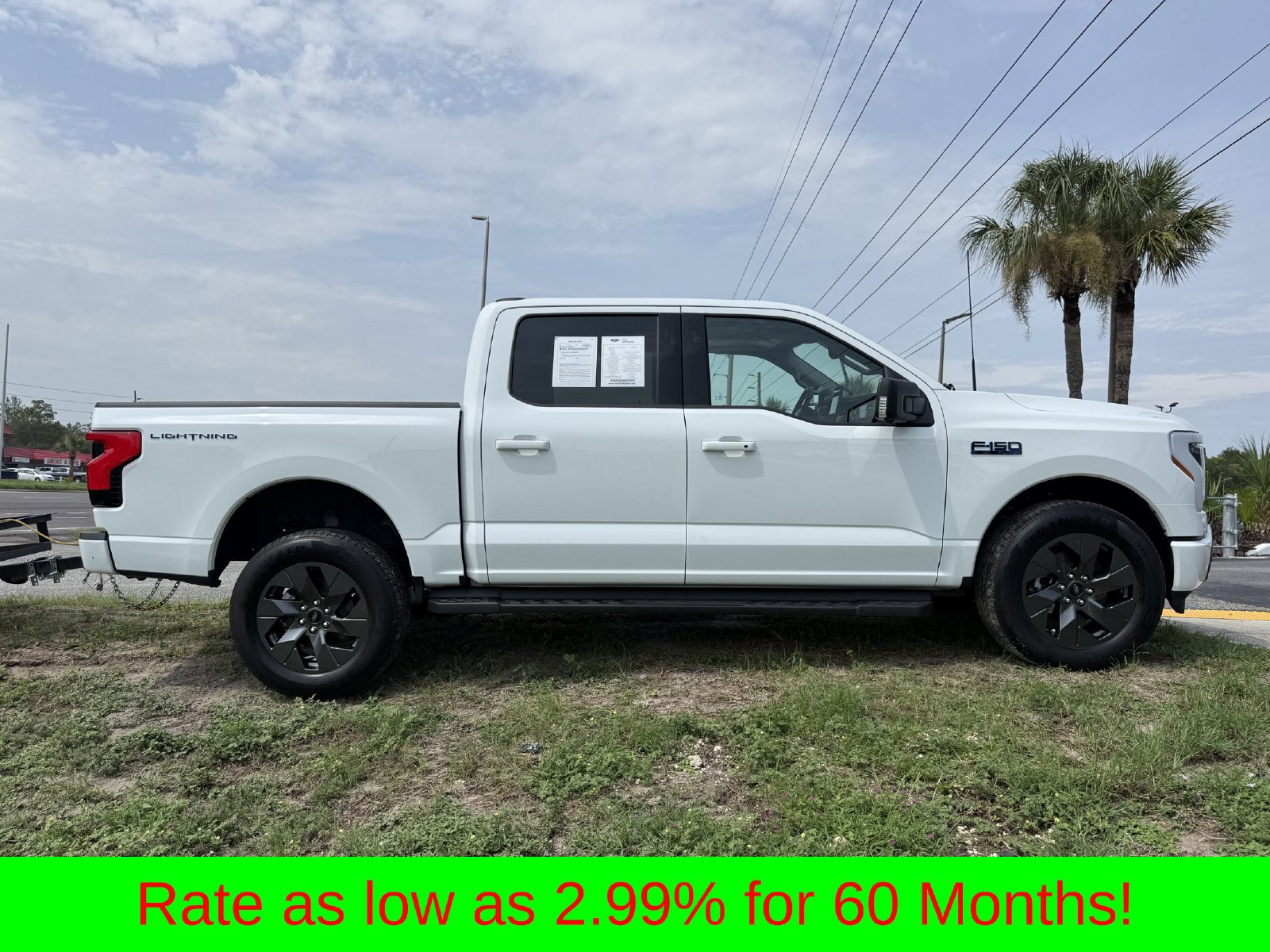 Certified 2025 Ford F150 Lightning Flash AWD/4WD image 3