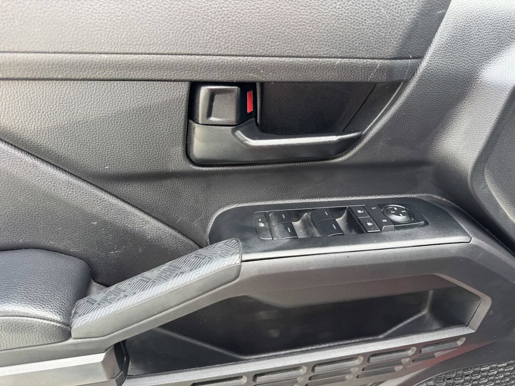 Used 2024 Toyota Tacoma SR5 RWD image 17