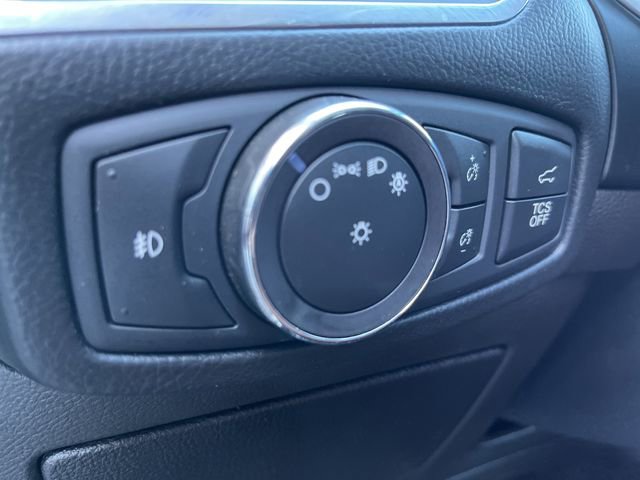 Certified 2019 Ford Edge Titanium w/ Equipment Group 301A image 25