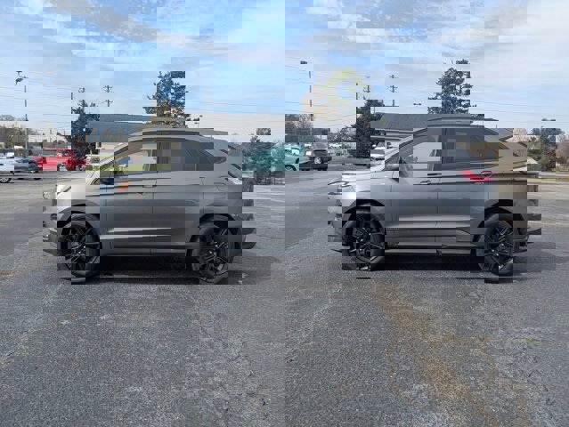 Certified 2022 Ford Edge ST-Line image 7