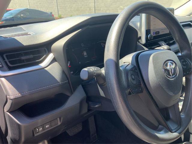 Used 2024 Toyota RAV4 XLE FWD image 19