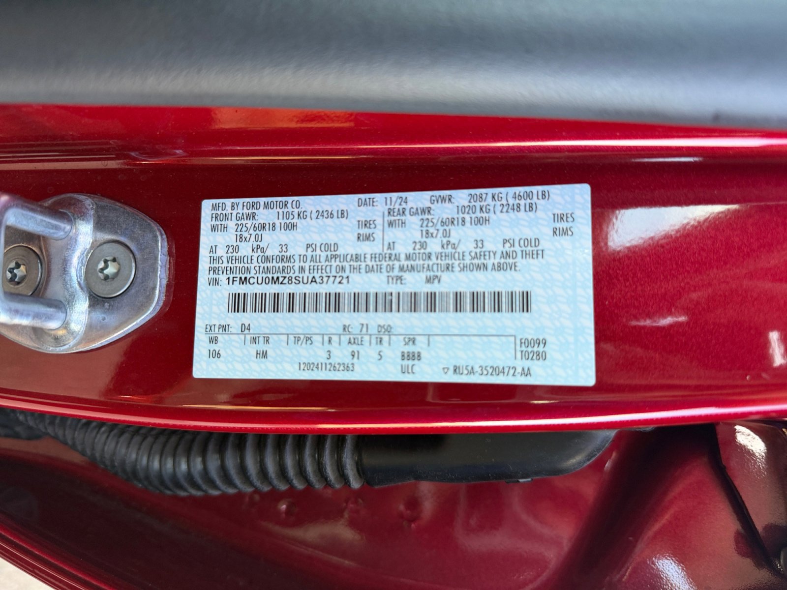 Certified 2025 Ford Escape ST-Line w/ Equipment Group 301A FWD image 34