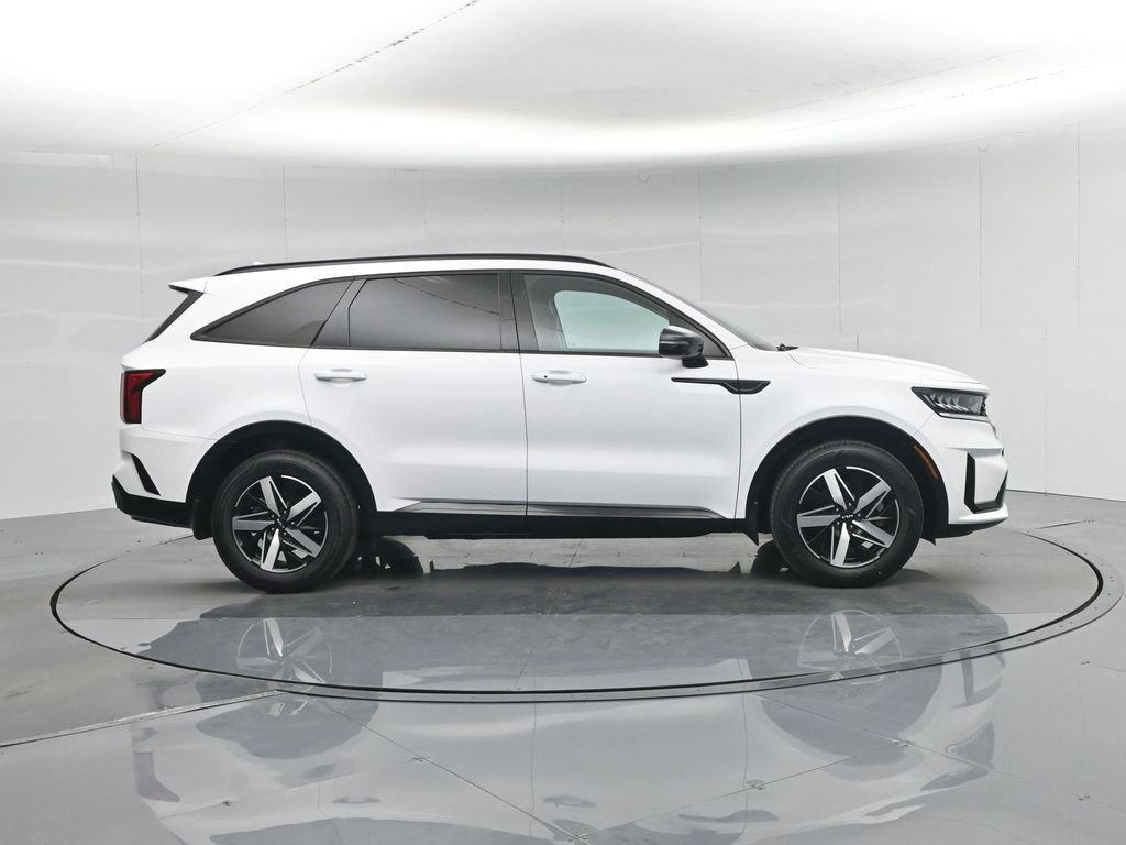 Used 2023 Kia Sorento S w/ Panoramic Sunroof Package image 8