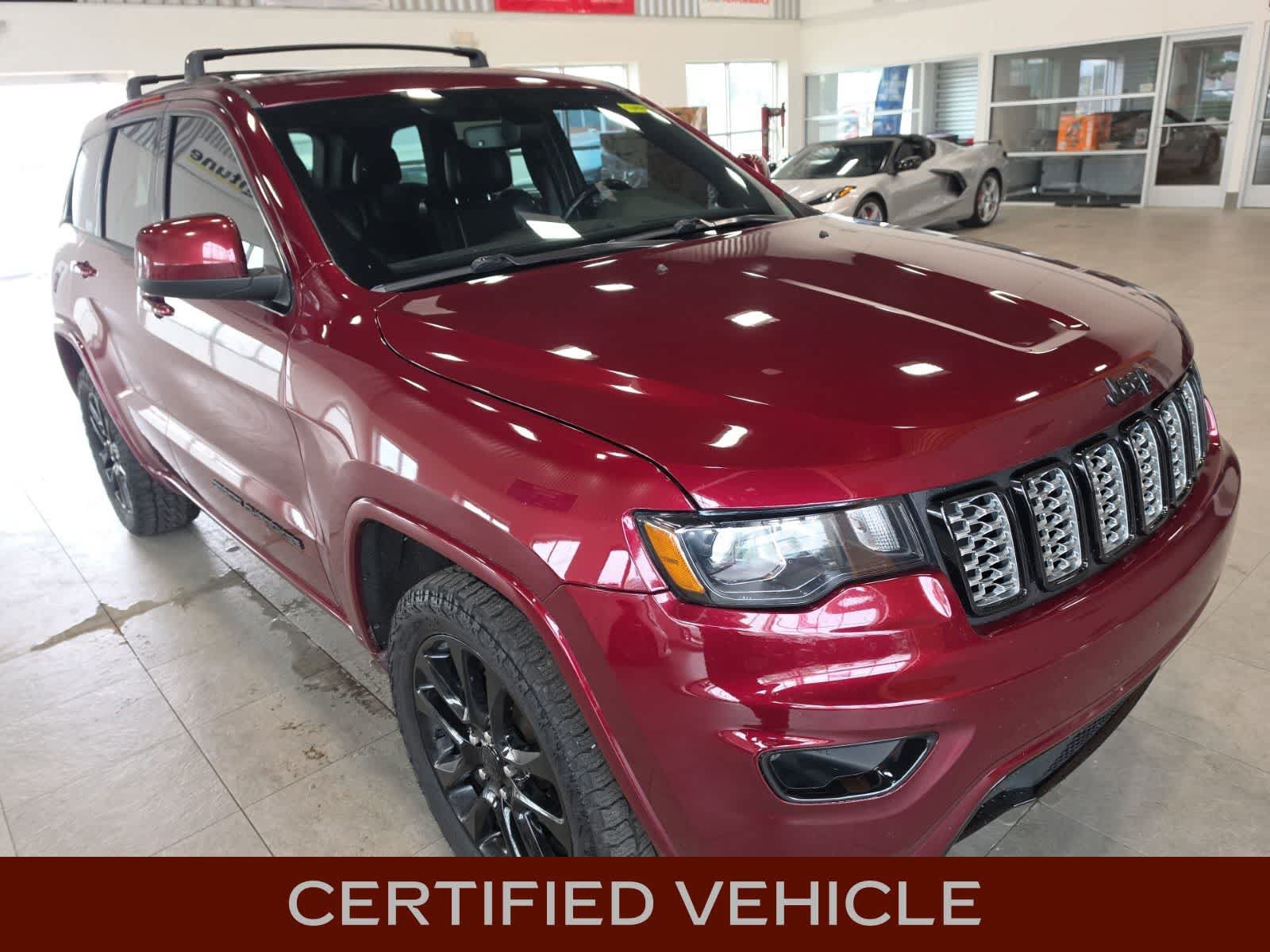 Used 2019 Jeep Grand Cherokee Altitude AWD/4WD image 5