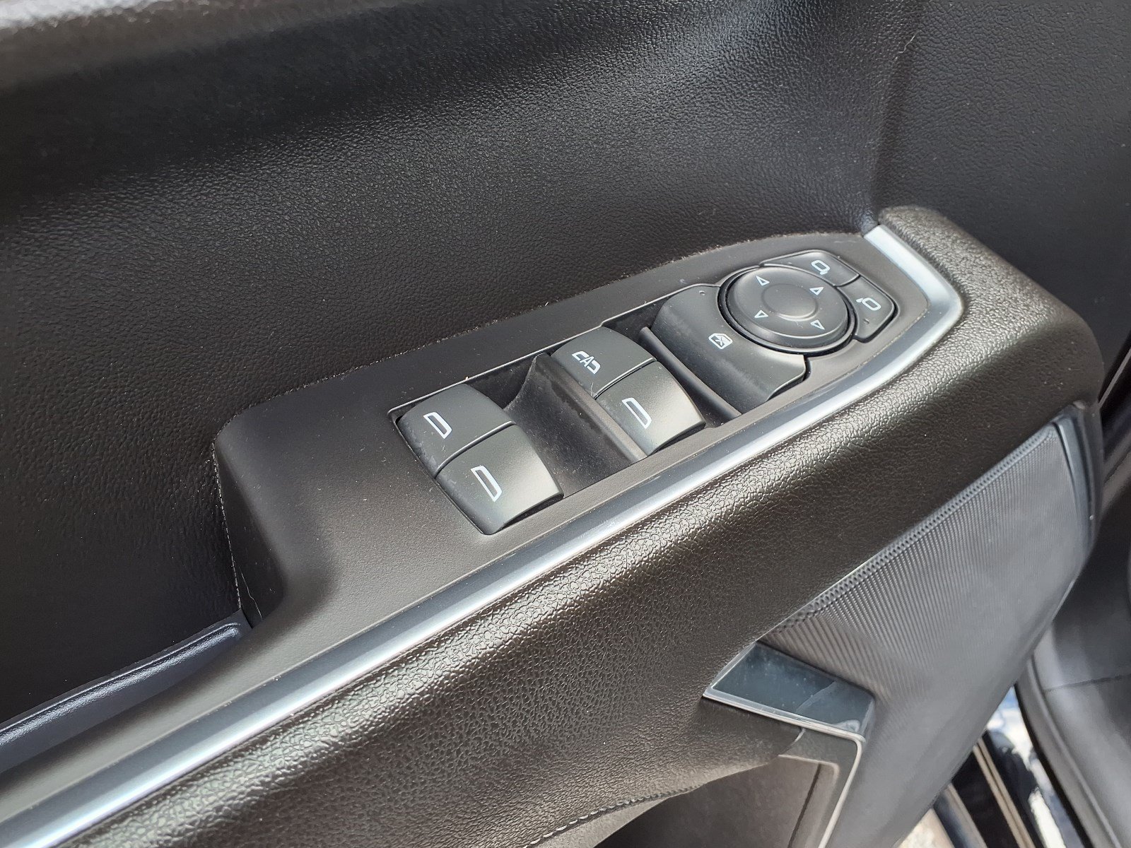 Used 2023 GMC Sierra 1500 Elevation RWD image 13