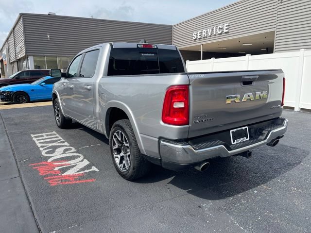 Used 2025 RAM 1500 Laramie AWD/4WD image 5