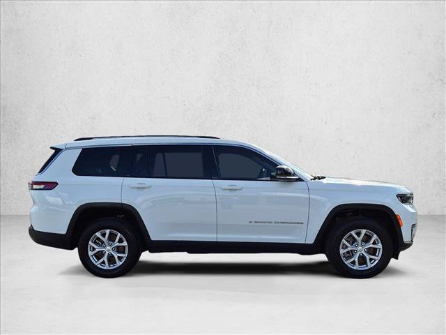 Used 2023 Jeep Grand Cherokee L Limited AWD/4WD image 4