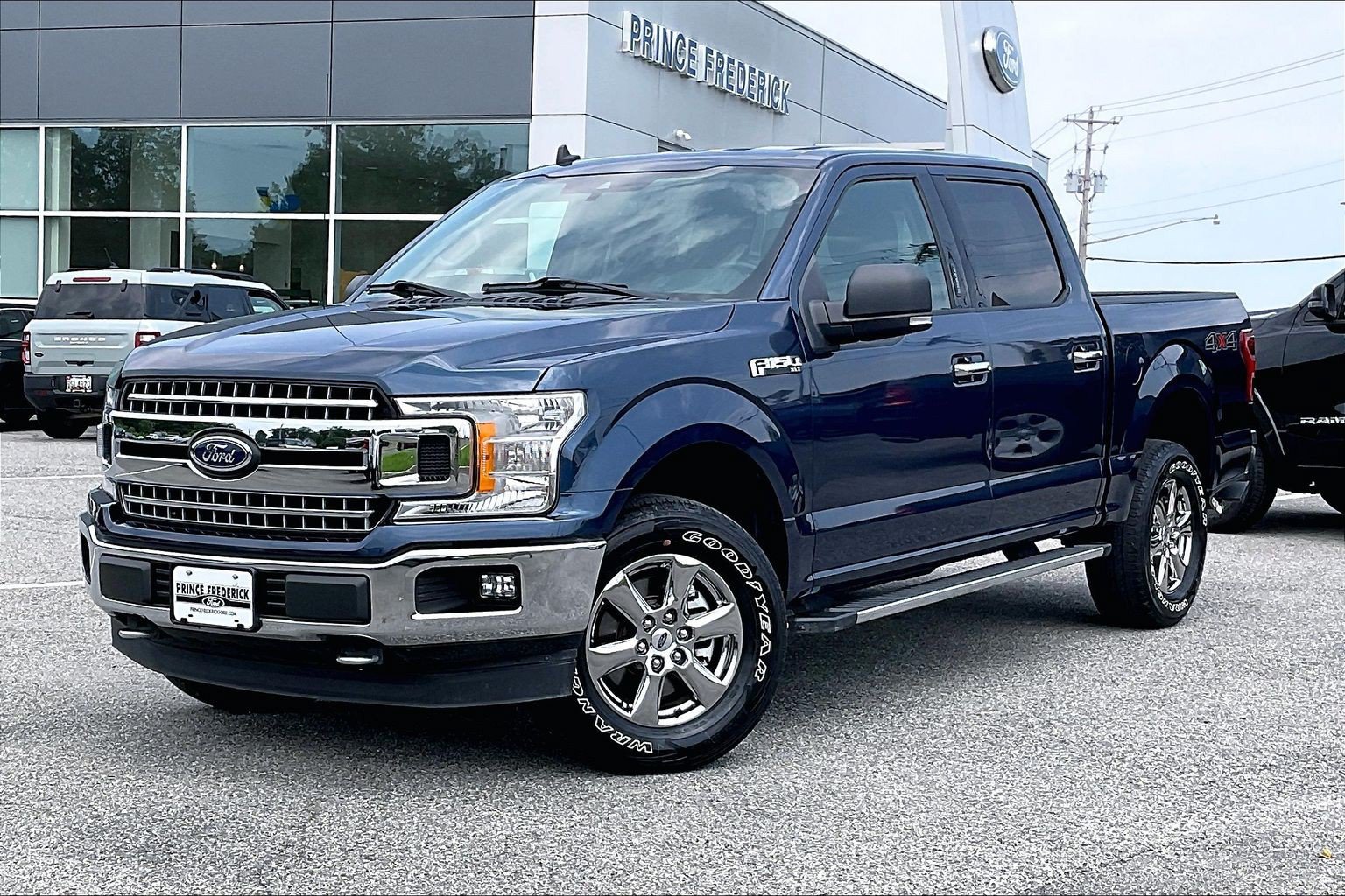 Certified 2020 Ford F150 XLT w/ Equipment Group 302A Luxury AWD/4WD image 3