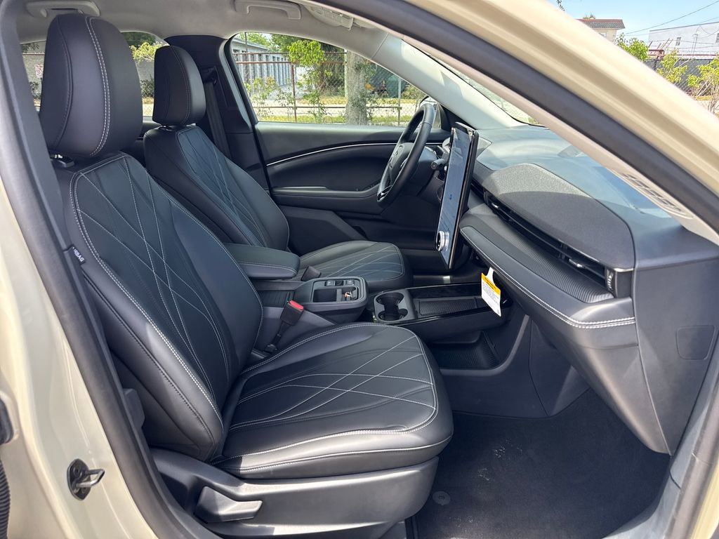 Certified 2025 Ford Mustang Mach-E Select AWD/4WD image 26