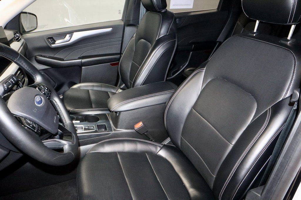 Certified 2024 Ford Escape Platinum image 25