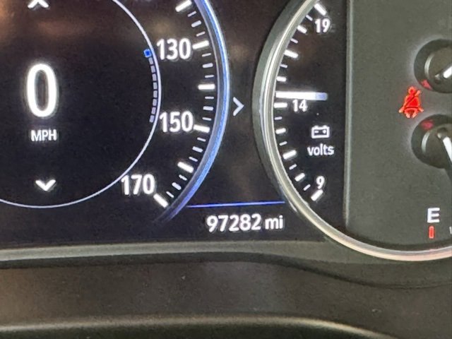 Used 2020 Buick Enclave Avenir w/ Avenir Technology Package image 40