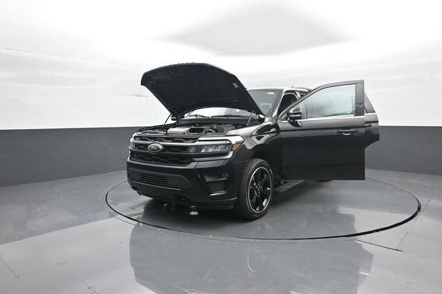Certified 2023 Ford Expedition Limited AWD/4WD image 22