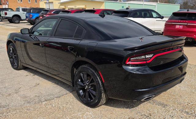 Used 2022 Dodge Charger SXT w/ Blacktop Package AWD/4WD image 3