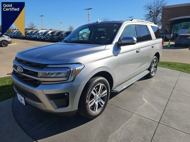 Certified 2022 Ford Expedition XLT image 1