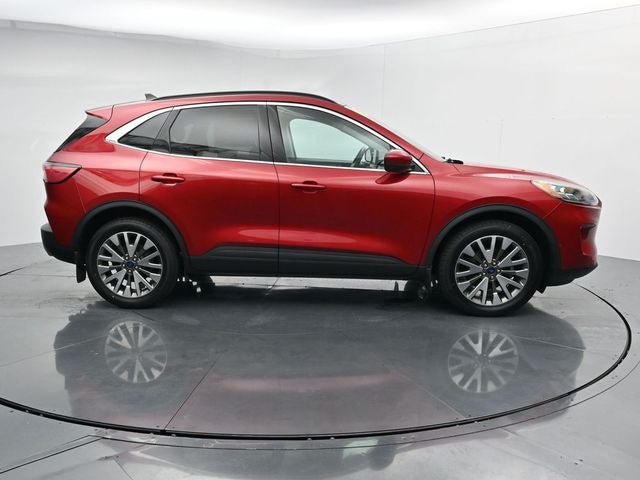 Certified 2022 Ford Escape Titanium w/ Class II Trailer Tow Package AWD/4WD image 12