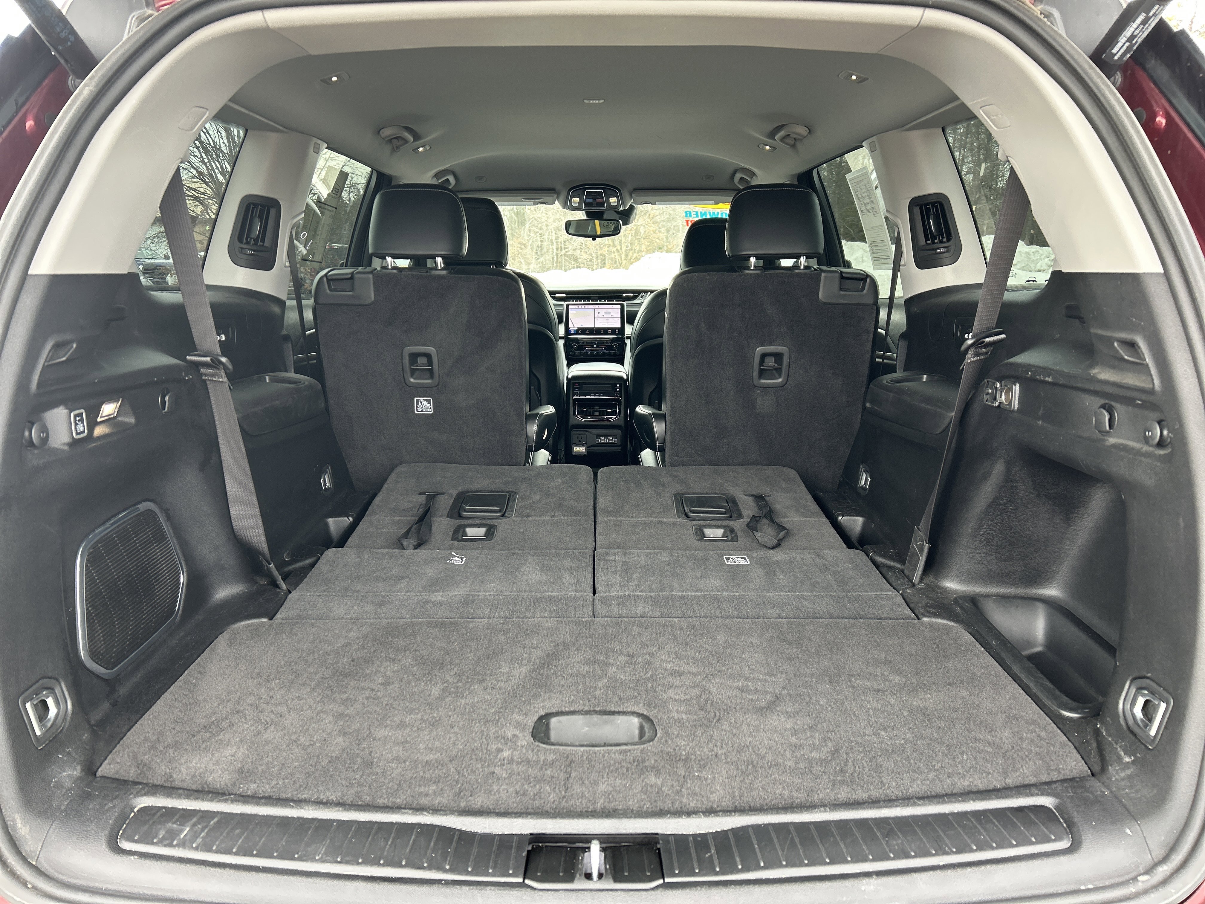 Used 2021 Jeep Grand Cherokee L Limited image 11