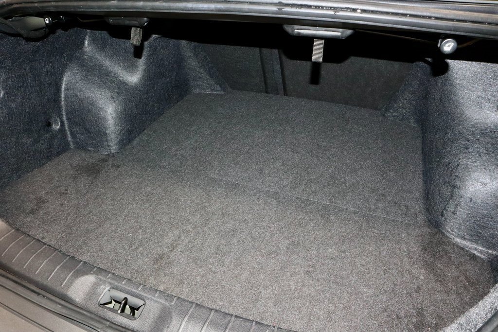 Used 2024 Nissan Altima 2.5 SV image 12