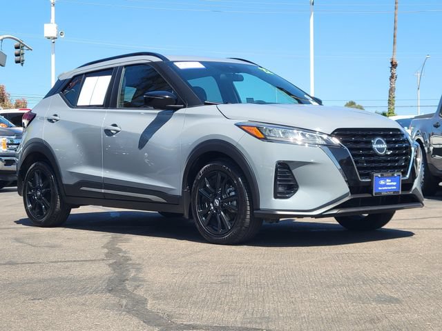 Used 2022 Nissan Kicks SR FWD image 29