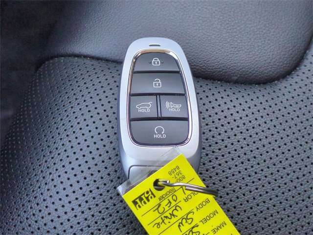 Used 2023 Hyundai Santa Fe SEL w/ Premium Package image 29