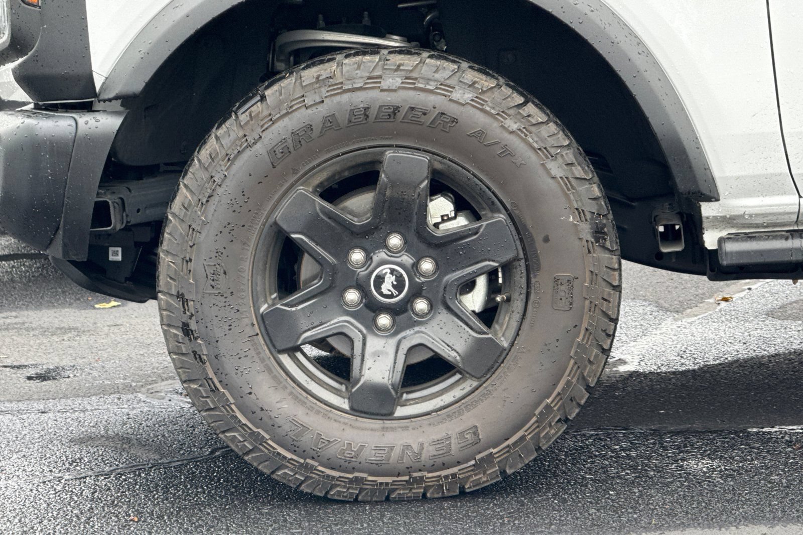Certified 2024 Ford Bronco Black Diamond AWD/4WD image 28