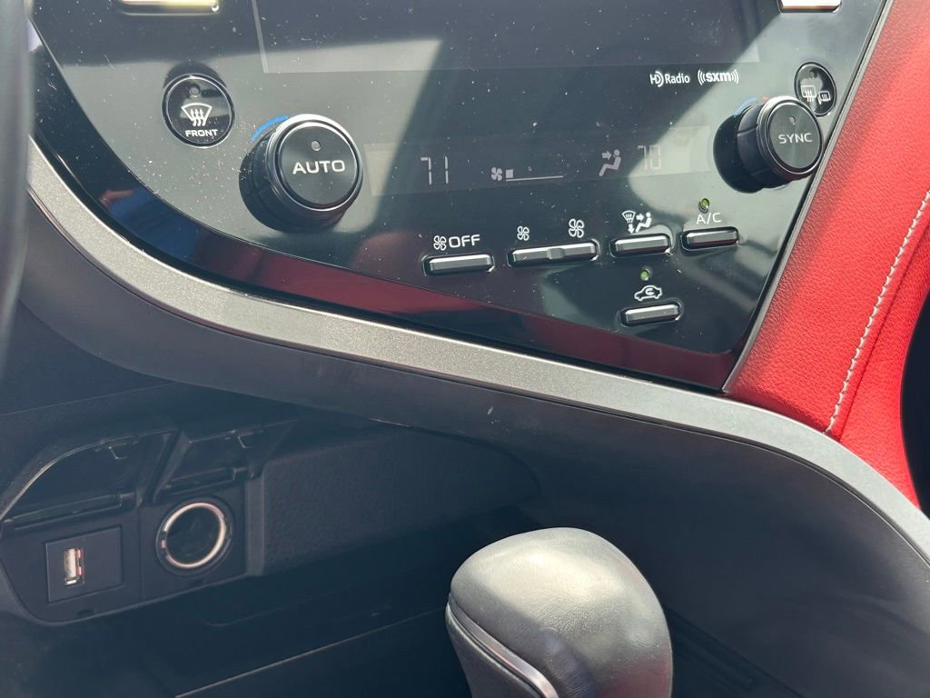 Used 2020 Toyota Camry XSE image 35