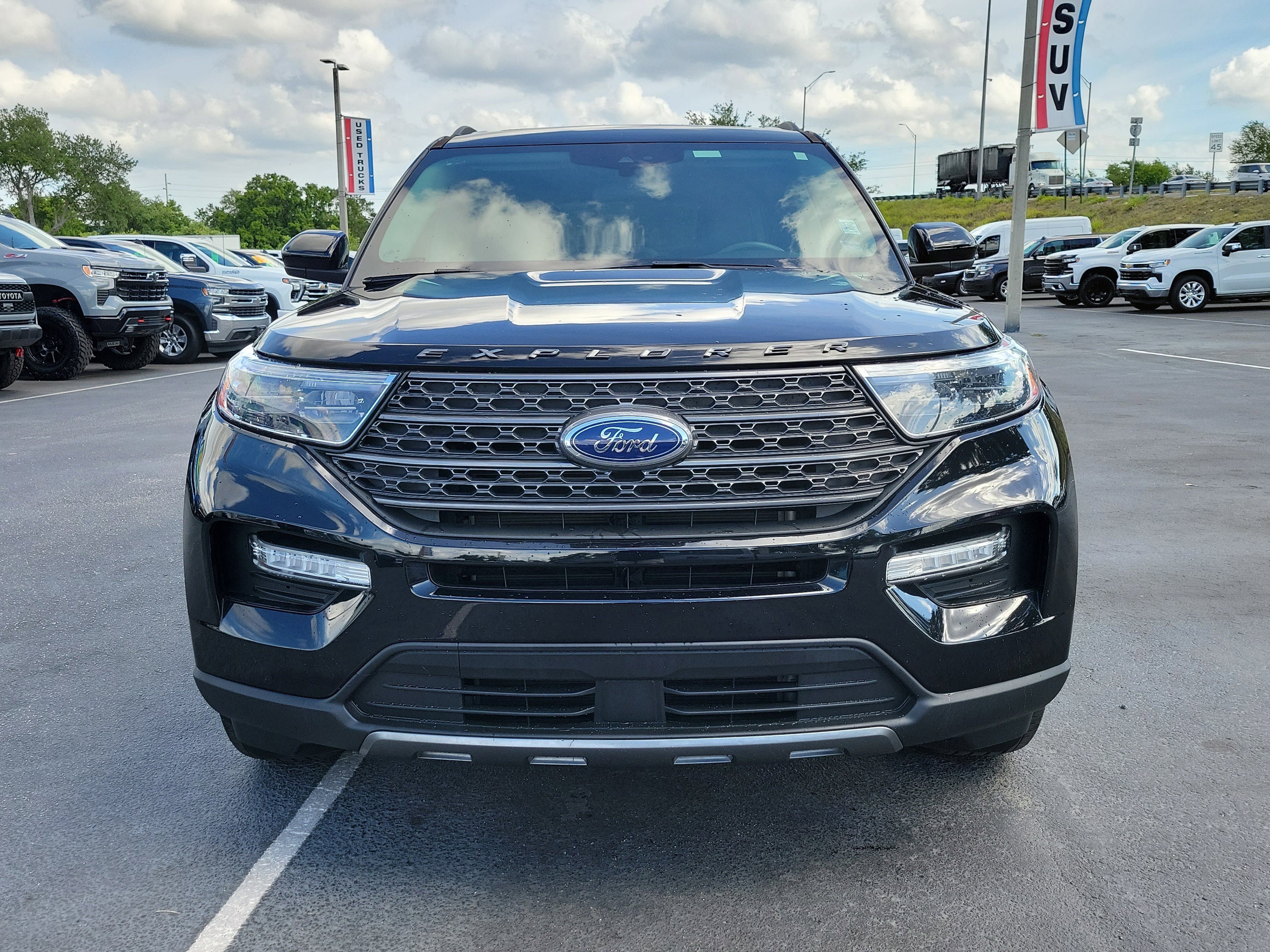 Certified 2023 Ford Explorer XLT w/ Equipment Group 202A AWD/4WD video 2
