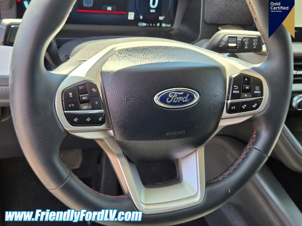 Certified 2025 Ford Explorer Active RWD image 19